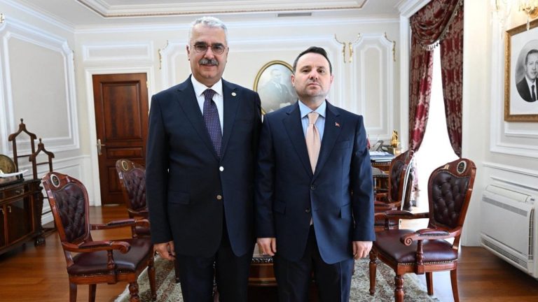 Ahlatcı’dan Bakan Akın Gürlek’e ziyaret