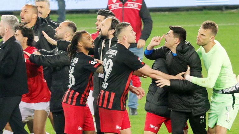 Yenilgiyi hazmedemediler!